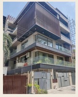 Panneaux de bardage en WPC modernes pour murs extérieurs |   Lames en composite bois-plastique imperméables pour façades de bâtiments