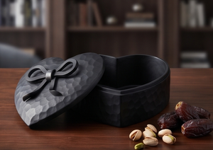 Custom Sculptural Bow Black Heart Metal Date And Dry Fruit Storage Box Romantic Container - Product Image 4