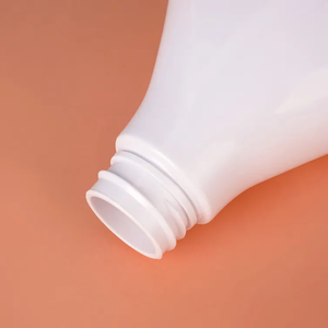 Manufacturer 500ML/300ml ISO 9001 Certified for Shampoo Lotion Factory Sales ODM OEM <b>28mm</b> PET Cylindrical Trigger Spray Bottle - Product Image 2