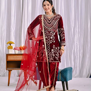 Ramdev Trading – Salwar Kameez Dhoti Midi Moderne pour Femme, Broderie Lourde, Imprimé Numérique, Idéal pour Mariages, Diwali et Fêtes, Toutes Saisons, Livraison Rapide - Product Image 1