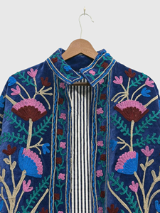 Veste en velours brodée à la main avec des motifs floraux, manches longues, col mandarin, taille plus, vêtements d'automne pour femmes - Product Image 6