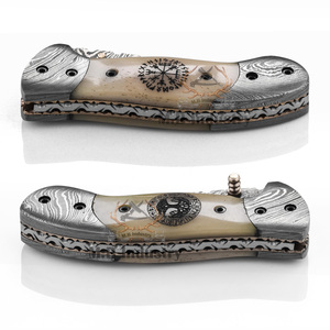 Cuchillo Plegable de Acero de Damasco Personalizado - Cuchillo de Caza y Camping - Grado Industrial - 19 cm de Longitud Total - Grabado Láser Camel - Product Image 5