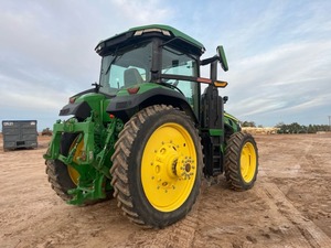 Tracteur à roues 4x4 robuste 2023 8R 230 à châssis large – Approvisionnement en gros de qualité - Product Image 4