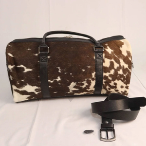 Sac de voyage de luxe en cuir de vachette véritable, fait main, avec fourrure, sac de week-end avec ceinture assortie - Product Image 2