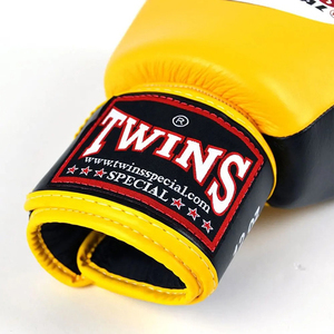 Original PU Leather Kickboxing Twins Boxing Gloves Custom Made Professional Full Finger Twins Pro Fighting Punching Boxing Gears - Product Image 5