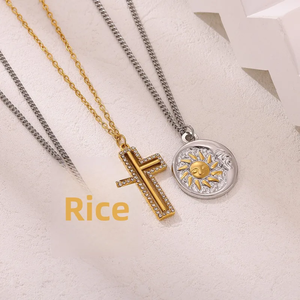 สร้อยคอจี้ชุบทอง 18K สำหรับผู้หญิง ดีไซน์หลากสีสัน ทำจากสแตนเลส สไตล์คลาสสิกแนวสตรีทแวร์ - Product Image 3