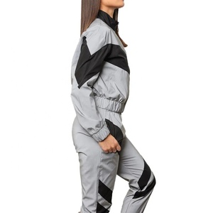 Personnalisé 2024 Femmes Simple Imperméable Logo Coupe-Vent Jogging Sports Réfléchissant Deux Pièces Ensembles Personnalisé En Gros - Product Image 4