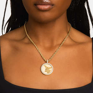 Medallón de Lujo con Colgante del Arcángel San Miguel |   Collar con Moneda Religiosa con Halo de Oro Amarillo |   Joyería Cristiana para Hombre y Mujer - Product Image 2