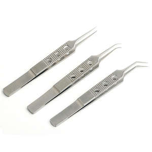 Pinces de massage à tête droite pour les glandes de Meibom, en métal, pour déboucher les obstructions et masser les graisses, chirurgicales, pour paupières, réutilisables, certifiées CE - Product Image 1