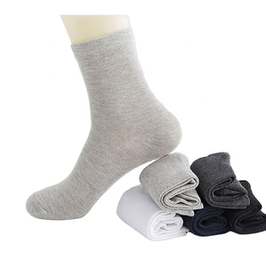 New <b>Custom</b> Made Comfortable <b>Grip</b> <b>Socks</b> High Quality Breathable Latest Fashionable Design Solid Colors Sports <b>Grip</b> <b>Socks</b> - Product Image 5
