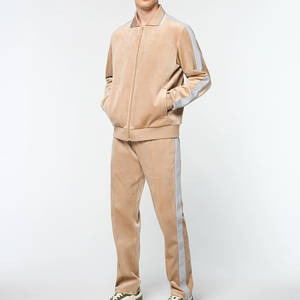 Conjunto Deportivo de Terciopelo Premium para Hombre y Mujer, Sudadera con Capucha y Pantalones de Terciopelo de Lujo, Ropa Casual para Estar en Casa - Product Image 3