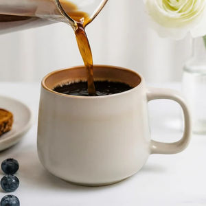 Tazas de Cerámica Premium con Acabado Mate Suave, Cuerpo Redondeado, Asa Cómoda, Diseño que Retiene el Calor, Ideal para Café, Té y Latte - Product Image 1