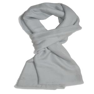 Prix de gros Offre spéciale douce d'hiver de luxe Écharpe en cachemire solide à pompon Belle couleur unie Logo personnalisé Autres écharpes - Product Image 1