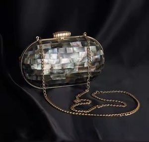 กระเป๋าคลัทช์ทำมือประดับมุกคุณภาพสูง ปรับแต่งได้ กระเป๋าถือมุกธรรมชาติ ใช้ได้ทุกวัน แฟชั่นวินเทจสำหรับสุภาพสตรี งานฝีมือ - Product Image 6