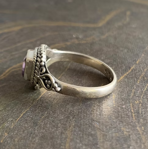Designer Vintage Designer <b>925</b> <b>Silver</b> <b>Ring</b> Featuring Amethyst Gemstone Handmade Fine Jewelry Collection Wholesale - Product Image 5