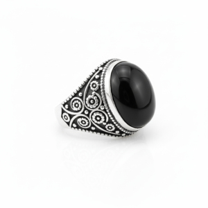 Bague cocktail en argent 925 avec pierre d'onyx noir, motif floral vintage, sertissage clos, bijou à porter au quotidien - Product Image 2
