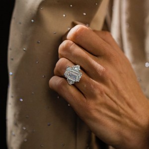 VVS Diam Emerald Cut Three Stone Prong Set Certified Moissanite 5.00 CT Platinum Engagement Wedding Anniversary Gift Luxury Ring - Product Image 2