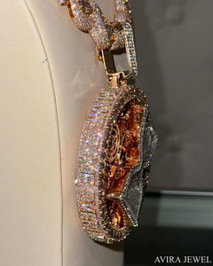 Plata de Ley 925 con baño de oro amarillo y rosa, sin níquel ni plomo, unisex, para un impresionante colgante de moissanita estilo hip hop. - Product Image 2