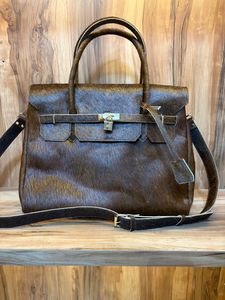 Sac à main en cuir de vachette véritable pour femme |   Sac fourre-tout en cuir marron |   Sac à main artisanal à poignée supérieure et bandoulière |   Vêtements pour femmes sur mesure - Product Image 6