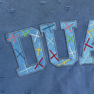 เสื้อฮู้ดดี้ผ้าฟลีซหนา 500GSM ล้างสีแบบแอซิดวอช ลายมัดย้อม สตรีทแวร์ผู้ชาย ดีไซน์ปักลายแบบดิสเทรส พิมพ์ลาย 100% สำหรับฤดูหนาว - Product Image 2