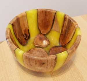 <b>Resin</b> and wooden Bowls in Custom <b>Colour</b> Multipurpose Kitchenware Available in Different Sizes for Table Decor With Customise - Product Image 1