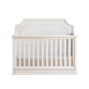 Lit bébé en bois ivoire personnalisé avec tête de lit classique, mobilier de chambre d'enfant - Product Image 1