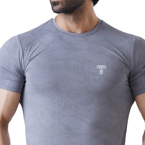 Nueva camiseta lisa para todas las mejores camisetas de algodón 100% para hombres y mujeres Camiseta de poliéster de color Unisex hecha en Pakistán - Product Image 3