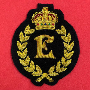 Parches bordados a mano de tenedor y cuchillo con hilo de oro, insignias para blazer, parches bordados personalizados de hilo de oro en tela de sarga 2025 - Product Image 6