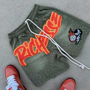 กางเกงขาสั้นแฟชั่นผู้ชายผ้าแคนวาสพิมพ์ลายตามสั่ง 100% ผ้าฝ้าย ระบายอากาศ แห้งเร็ว ขายส่งจากโรงงานผลิตเสื้อผ้า - Product Image 1