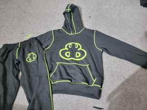 Conjunto Deportivo Unisex de Alta Calidad Personalizable con Logotipo y Diseño Único - Product Image 5