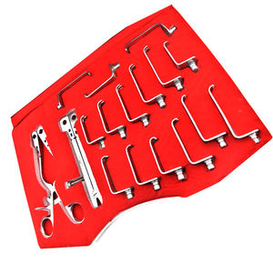 Juego profesional de 18 piezas de retractor cervical Caspar, instrumentos para cirugía de columna, acero de grado médico manual, de Grip Surgical - Product Image 3