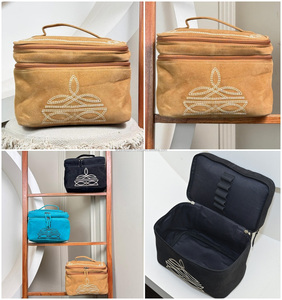 Trousse de maquillage personnalisée en daim, trousse de toilette luxueuse en cuir pour femmes, trousses de maquillage pour demoiselle d'honneur, pochette à cosmétiques avec fermeture éclair - Product Image 3