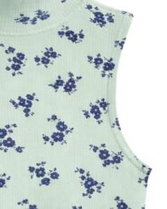 Top Corto sin Mangas con Cuello Alto y Estampado Floral Azul sobre Verde Menta, Ajustado, Elástico, Informal, de Verano, para Mujer - Product Image 5