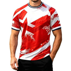 Maillot de football sublimé rouge et blanc pour homme, manches courtes, col rond, ajusté, en polyester, t-shirt de sport. Personnalisation disponible. - Product Image 1