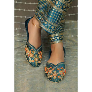 Khussa para Mujer, Nuevo Diseño, Última Moda, con Logotipo Personalizado, Bordado a Mano, Estilo Indio Pakistaní, Jutti - Product Image 2