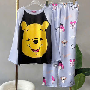 Conjunto de dos piezas de ropa de dormir para mujer, cómodo, a la moda, lavable, con embalaje personalizado, de fabricante vietnamita. - Product Image 5