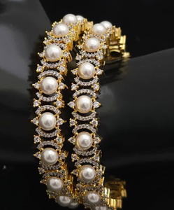 <b>Gold</b> Plated Imitation Pearl <b>Bangle</b> <b>Set</b> Women's Classic Wedding Party Bracelets Round Brilliant Cut Claw Setting Alloy Jewelry - Product Image 2