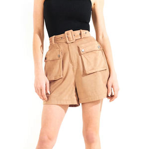 Shorts ligeros para mujer con costuras resistentes y un aspecto moderno para conjuntos de verano a la moda. - Product Image 6