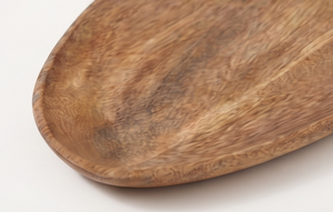 Plateau de service en bois biologique en forme de galet asymétrique, en bois de manguier naturel, vente en gros - Product Image 4