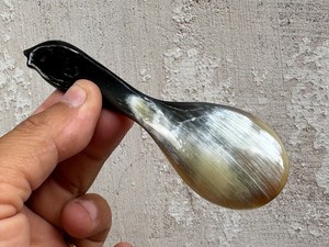Cuillère à salade artisanale en corne de buffle naturelle, écologique, design personnalisé, manche poli, par Uttar CRAFTS - Product Image 6