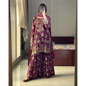 Top y parte inferior de fiesta hermosa para mujer con conjunto Dupatta - Product Image 4