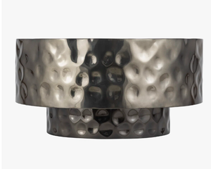 Mesa de Centro Moderna Hecha a Mano con Diseño Martillado Antiguo para un Espacio de Vida Lujoso - Product Image 6