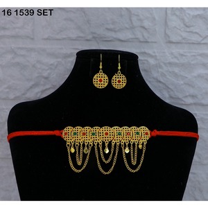 Ensemble de collier choker en or arabe élégant pour femmes, ensemble de bijoux de mariée traditionnels du Moyen-Orient, style Dubaï, bijoux de luxe Dubaï - Product Image 3