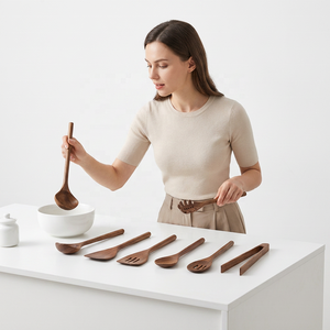 Spatule à manche en bois écologique et durable à prix raisonnable, antiadhésive, résistante à la chaleur, ustensile de cuisine, passe au lave-vaisselle - Product Image 1