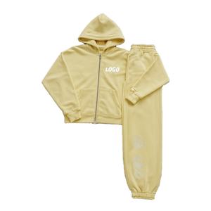 Conjunto Deportivo Personalizado de Alta Calidad, Sudadera con Cierre y Pantalones Holgados de Felpa 100% Algodón, Estilo Deportivo para Hombre - Product Image 3