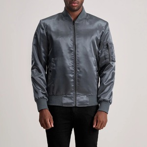 Veste universitaire en satin premium pour homme, fermeture à boutons-pression intégrale, bordure côtelée, détails contrastants, style classique inspiré des Letterman, vêtement d'extérieur décontracté - Product Image 4