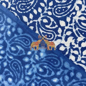 Tissu Sanganeri imprimé à la main en coton indien pur à 100 %, bleu indigo, pour rideaux, chemises et jouets pour garçons – Vente en gros - Product Image 6
