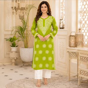 Kurti droit en coton brodé à la main Chikankari vert pour femme, best-seller, avec col en tissu ethnique à motif floral - Product Image 1