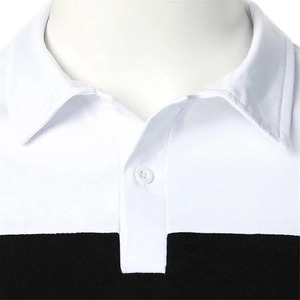 Camisa de Manga Corta para Hombre, Cuello Alto, Corte Regular, Oversize, con Detalles en Contraste, Bloques de Color Blanco y Negro, Tejido de Punto Informal - Product Image 3