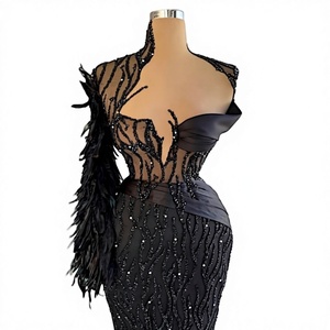 Vestido de cóctel largo de sirena rosa bebé de malla transpirable con hombros descubiertos, ligero, para fiesta de graduación, con estampado. - Product Image 1